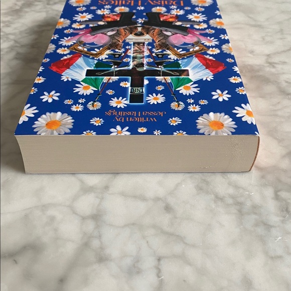 Daisy Haites (Magnolia Parks Universe) Book - One book, Original Cover - Picture 5 of 7